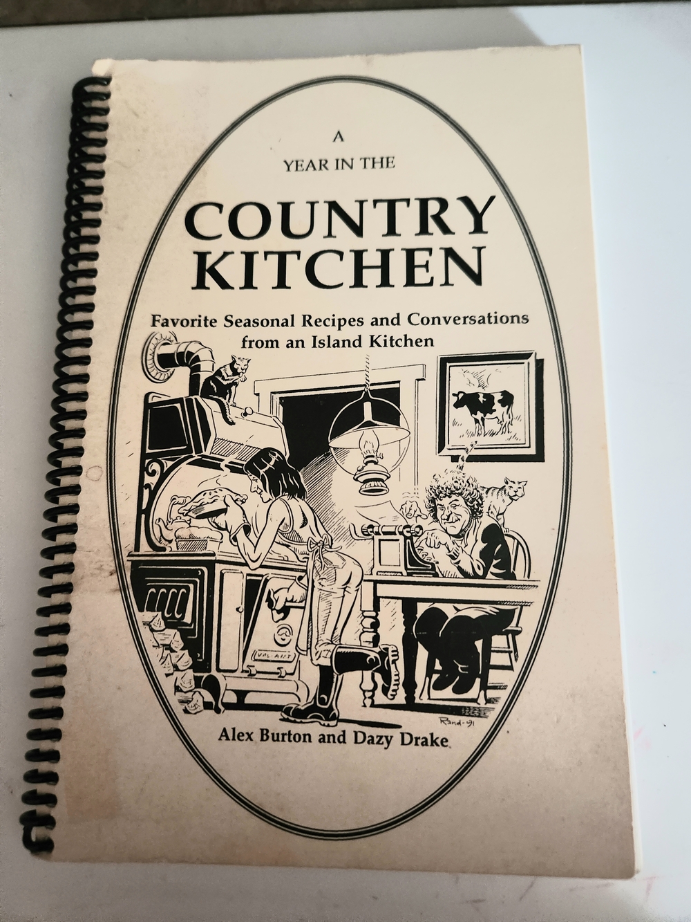 Spiral Bound VTG Country Kitchen Cookbook  Recipe Book Illustrated Mud Bay BC